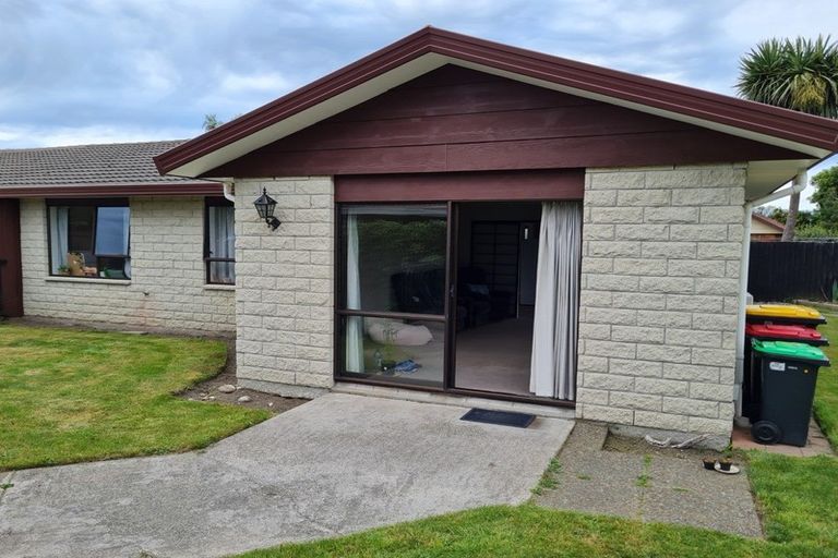 Photo of property in 2/21 Montclare Avenue, Ilam, Christchurch, 8041