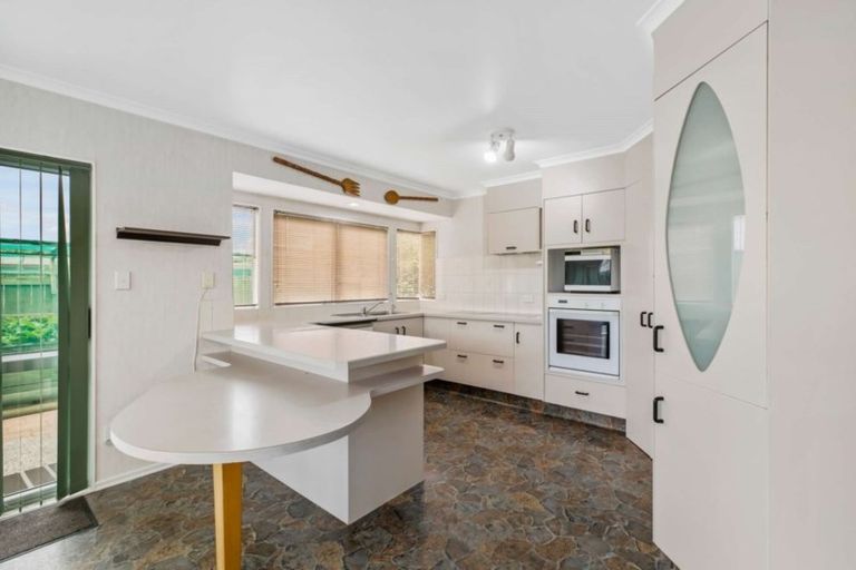 Photo of property in 24 Pacific View Road, Papamoa Beach, Papamoa, 3118