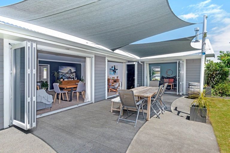 Photo of property in 23 Margaret Place, Lytton West, Gisborne, 4010