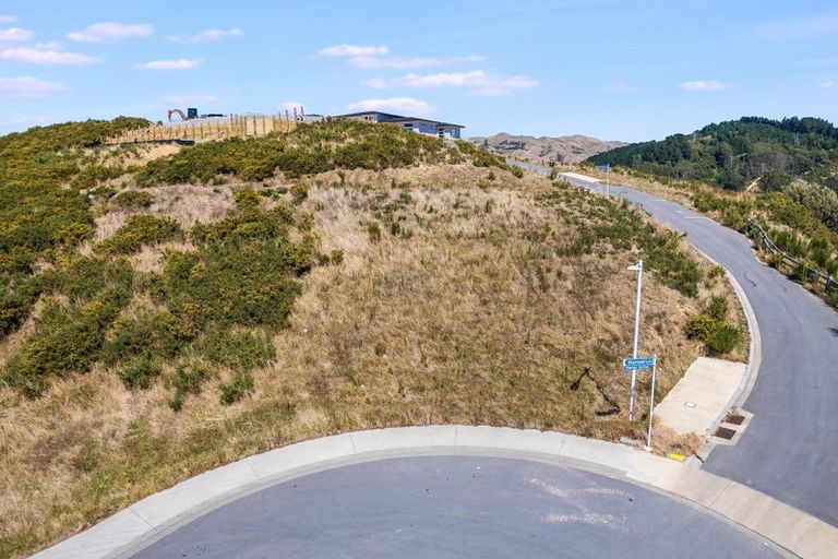 Photo of property in 1 Stunsail Lane, Whitby, Porirua, 5024