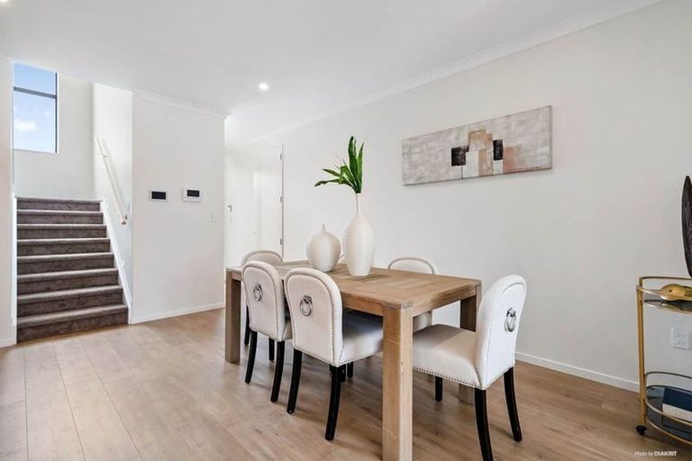 Photo of property in 7 Roa Avenue, Hobsonville, Auckland, 0616