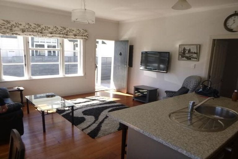 Photo of property in 73 William Street, Petone, Lower Hutt, 5012