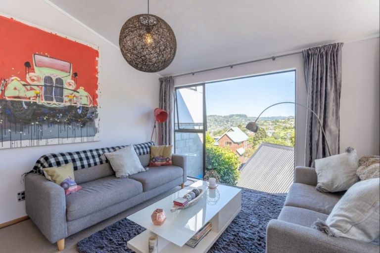 Photo of property in 20b Govind Grove, Ngaio, Wellington, 6035