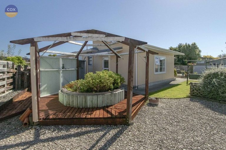 Photo of property in 28 Mcgregor Avenue, Pirimai, Napier, 4112