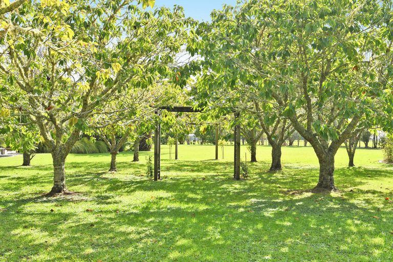 Photo of property in 28 Kaipara Flats Road, Dome Forest, Warkworth, 0981