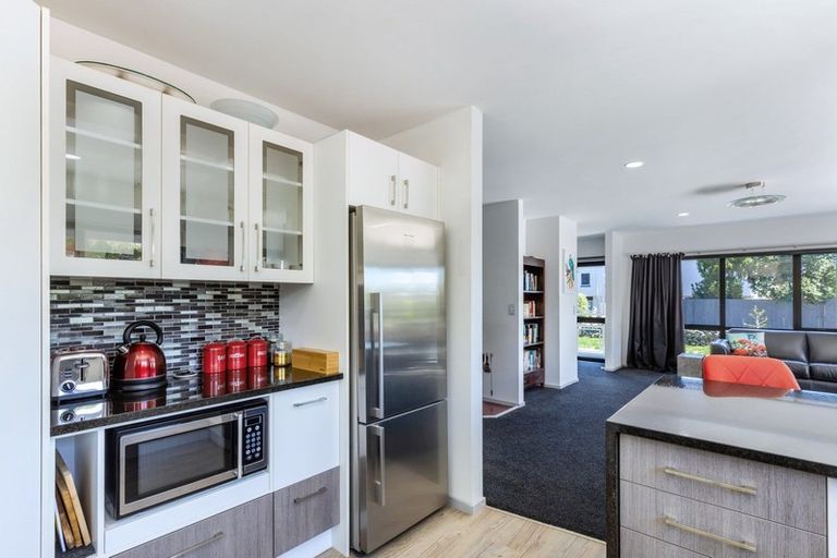 Photo of property in 36 Aubrey Crescent, Rainbow Point, Taupo, 3330