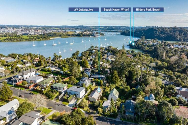 Photo of property in 2/7 Dakota Avenue, Beach Haven, Auckland, 0626
