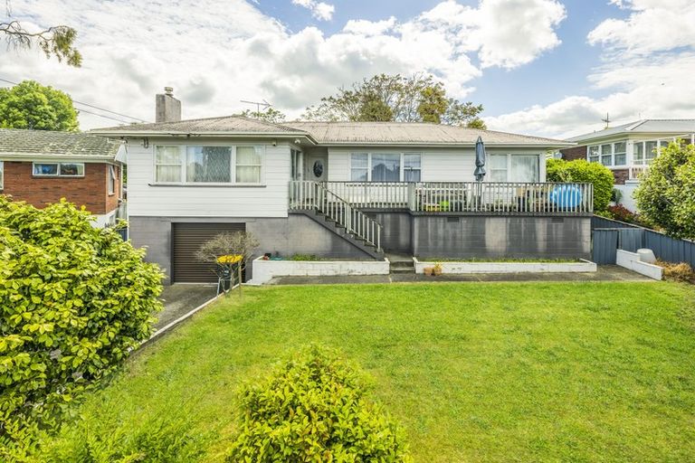 Photo of property in 14 Snell Avenue, Papakura, 2110