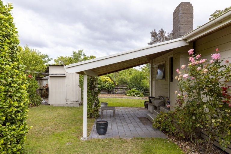Photo of property in 16 Crowther Terrace, Waipahihi, Taupo, 3330