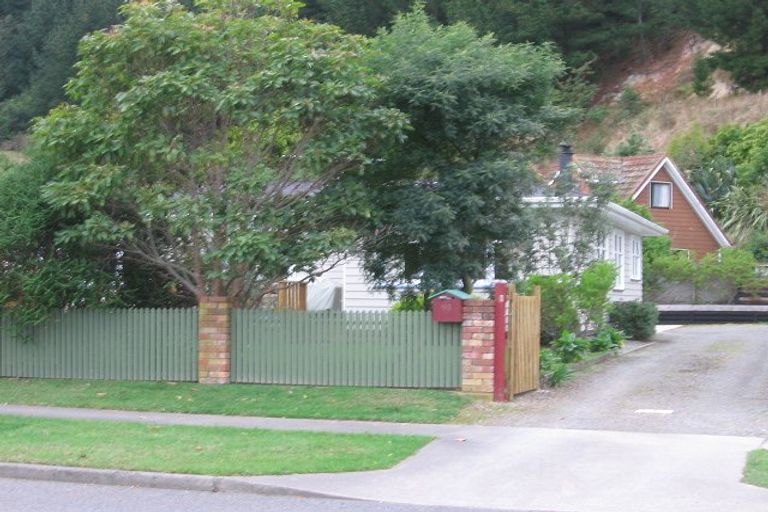 Photo of property in 93 Elizabeth Street, Waikanae, 5036