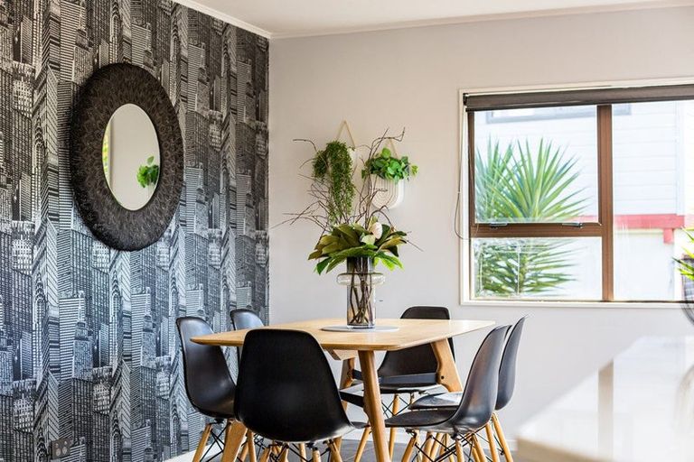 Photo of property in 6 Shackle Lane, Whitby, Porirua, 5024