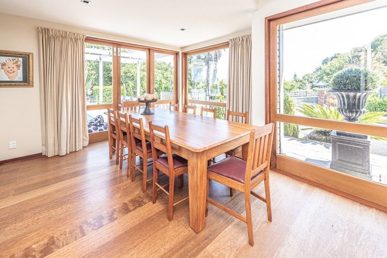 Photo of property in 2 Eaton Crescent, Otamatea, Whanganui, 4500