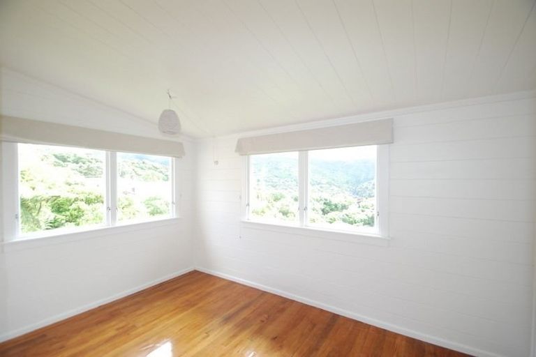 Photo of property in 19 Rochester Street, Wilton, Wellington, 6012