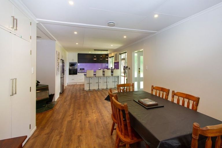 Photo of property in 281 Hoihere Road, Tiakitahuna, Palmerston North, 4477