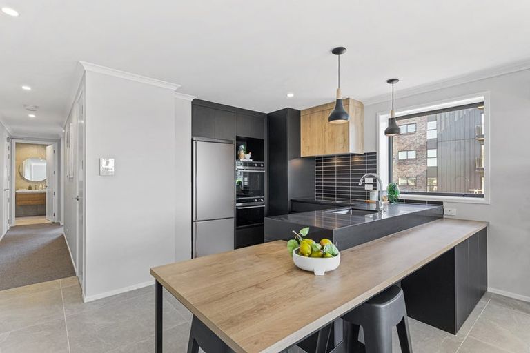 Photo of property in 2/2 Te Rito Road, Hobsonville, Auckland, 0616