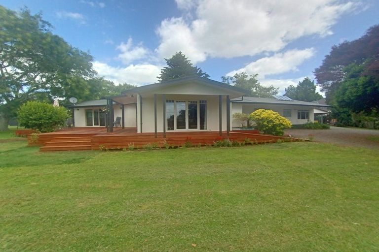 Photo of property in 206 Thornton Road, Cambridge, 3434