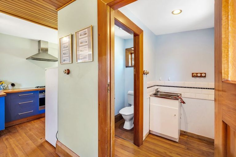 Photo of property in 3 Cross Street, Coalgate, 7673