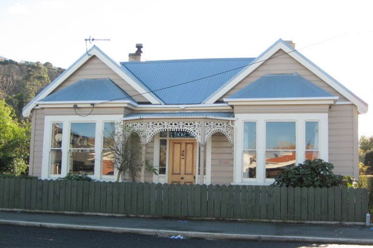 Photo of property in 398 Bay View Road, Saint Clair, Dunedin, 9012