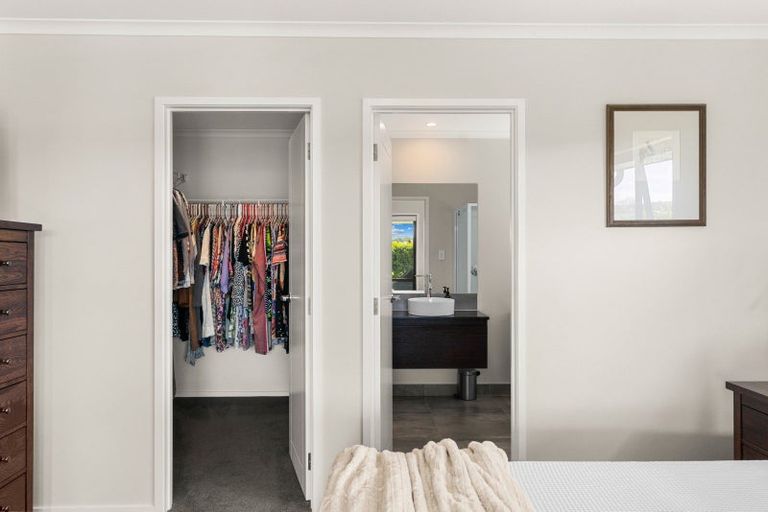 Photo of property in 32 Robert Hastie Drive, Mangawhai, 0573