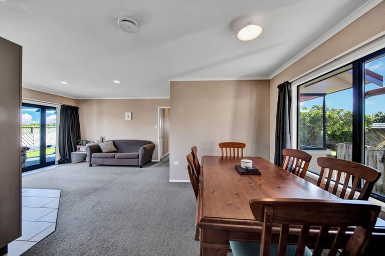 Photo of property in 18 Fantham Street, Hawera, 4610