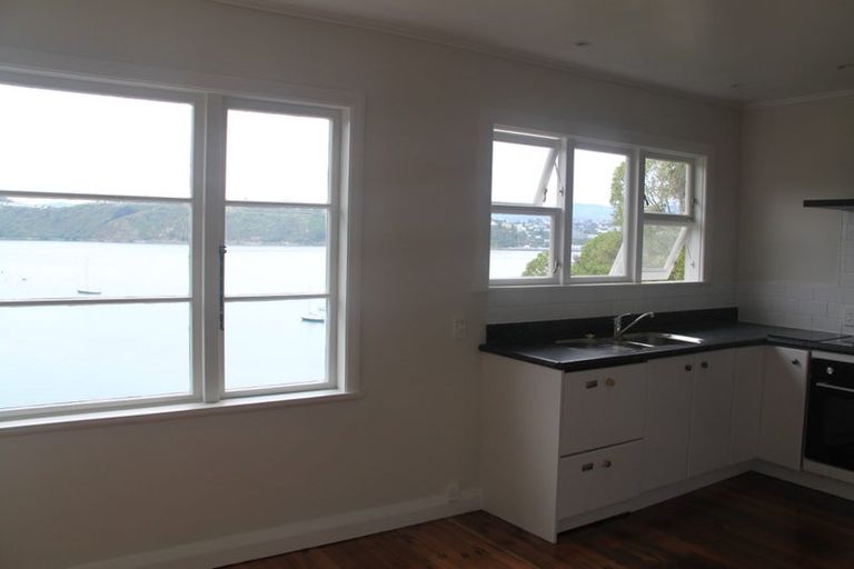 Photo of property in 414 Evans Bay Parade, Hataitai, Wellington, 6021