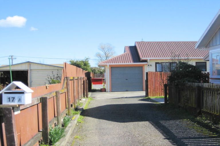Photo of property in 17a Freyberg Street, Levin, 5510