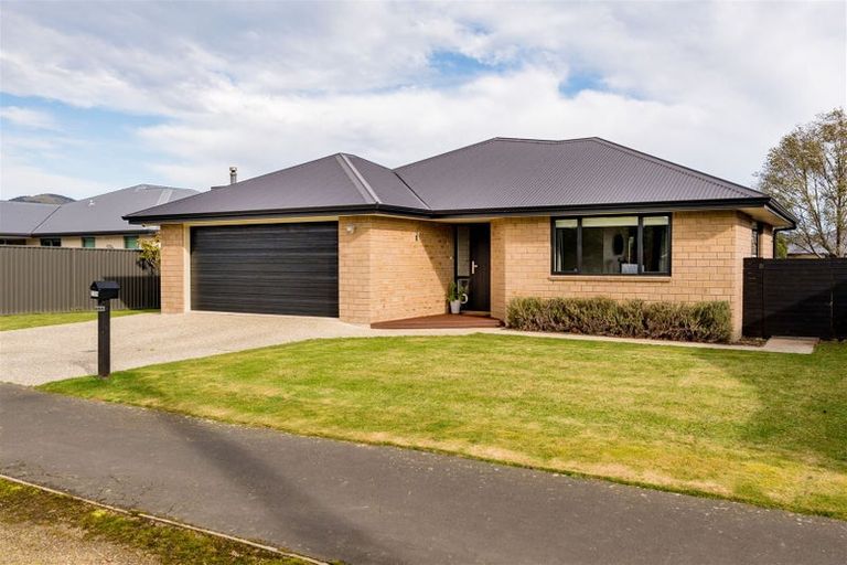 Photo of property in 199 Wingatui Road, Mosgiel, 9024