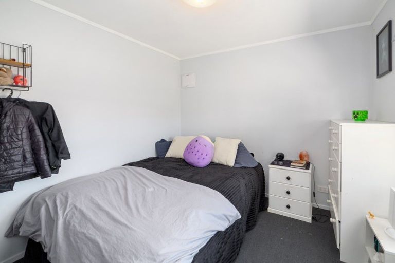 Photo of property in 383 High Street South, Carterton, 5713