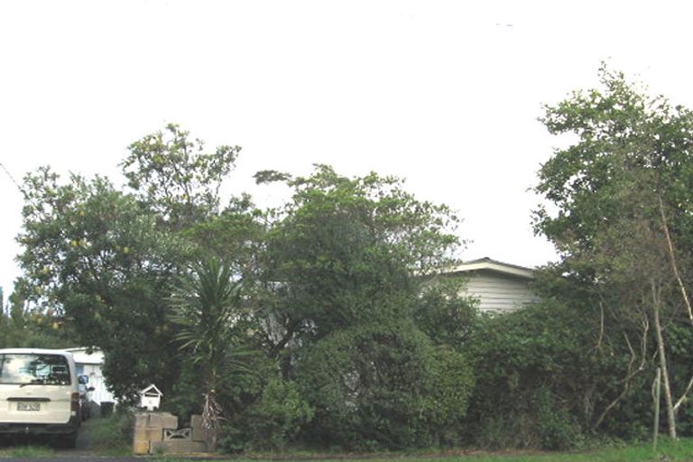 Photo of property in 6 Birdwood Road, Swanson, Auckland, 0612