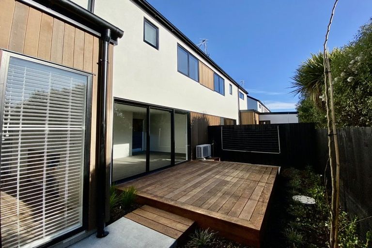 Photo of property in 3/63 Waltham Road, Sydenham, Christchurch, 8023