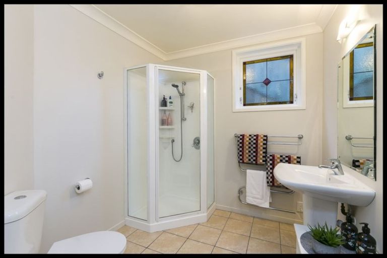 Photo of property in 68 Clark Street, Khandallah, Wellington, 6035