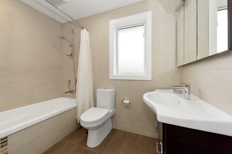 Photo of property in 22 Morris Road, Hillcrest, Hamilton, 3216