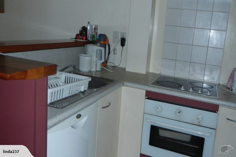 Photo of property in Terrace Heights Apartments, 13e/163 The Terrace, Wellington Central, Wellington, 6011