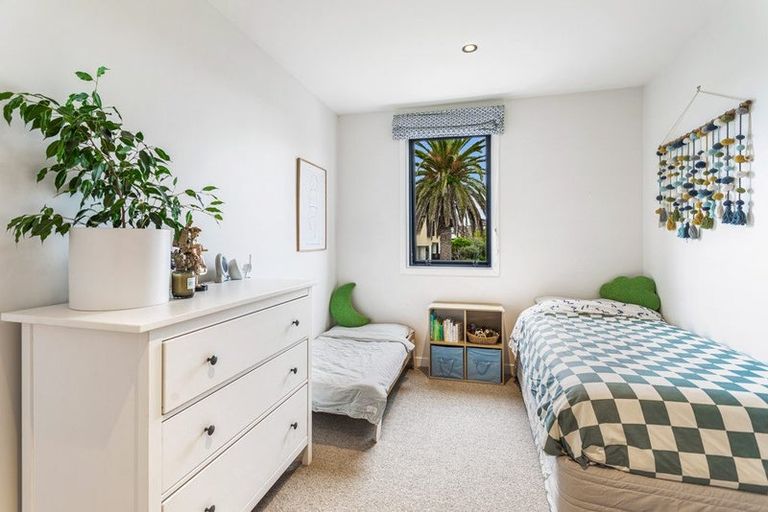 Photo of property in 96 Buckley Avenue, Hobsonville, Auckland, 0616