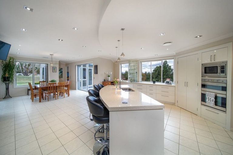 Photo of property in 60 Gilligans Gully Road, Alexandra, 9320