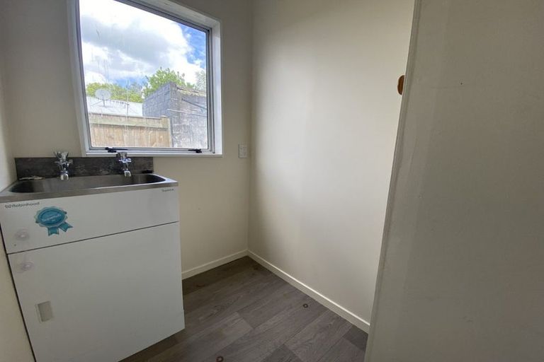 Photo of property in 1/81 Linton Street, West End, Palmerston North, 4410