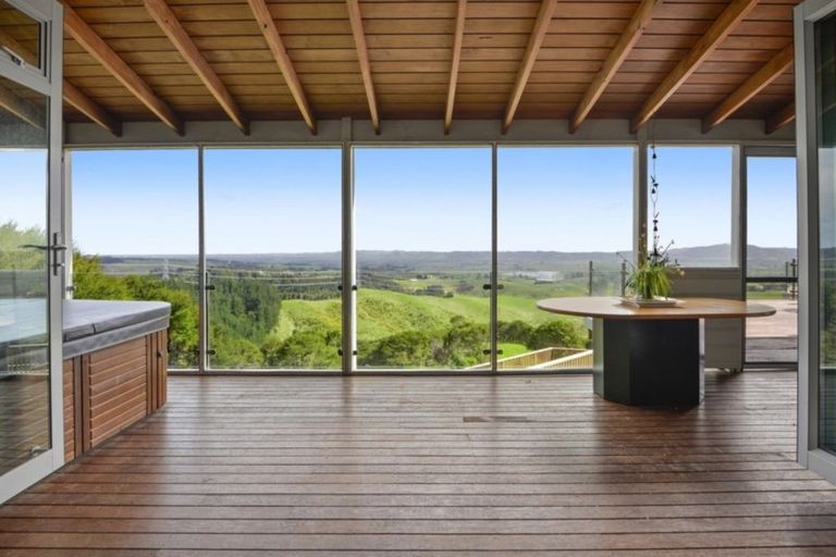 Photo of property in 104 Highridge Road, Clevedon, Papakura, 2582