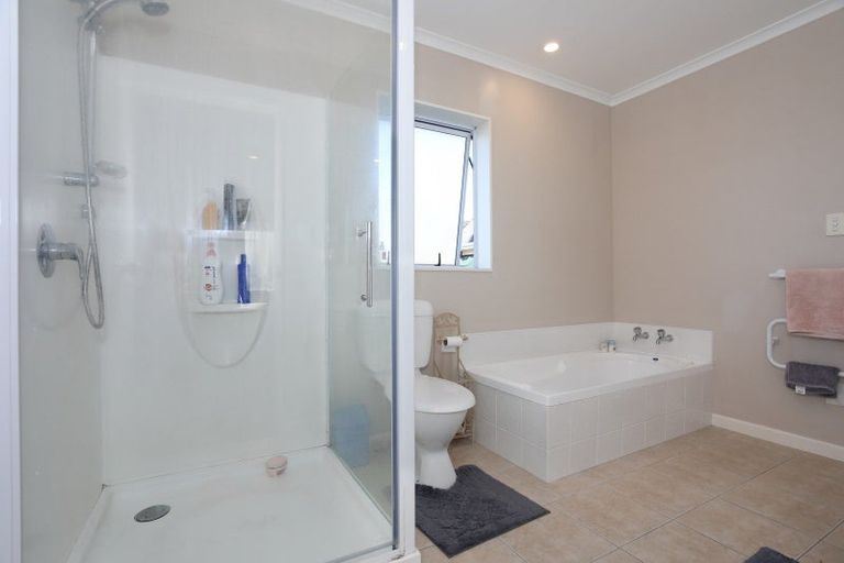 Photo of property in 104 Kelvin Grove Road, Kelvin Grove, Palmerston North, 4414