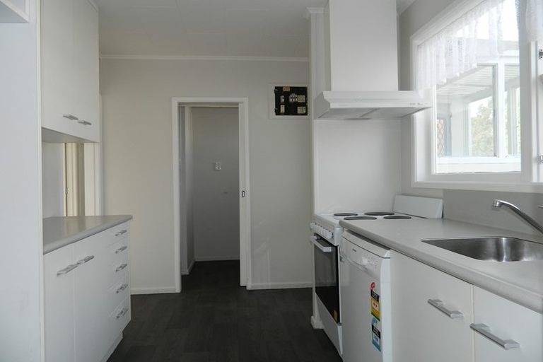 Photo of property in 56 Cascades Road, Pakuranga Heights, Auckland, 2010