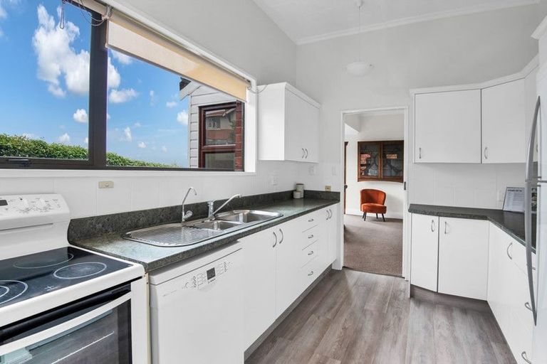 Photo of property in 19 Merchiston Street, Andersons Bay, Dunedin, 9013