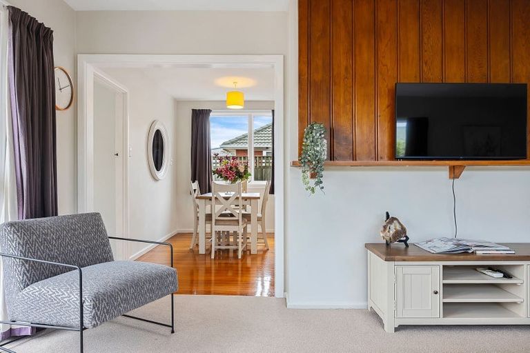 Photo of property in 99 Kaiwara Street, Hoon Hay, Christchurch, 8025