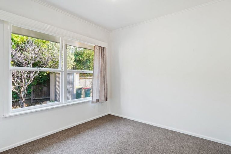 Photo of property in 1/9 Moana Avenue, Belmont, Auckland, 0622