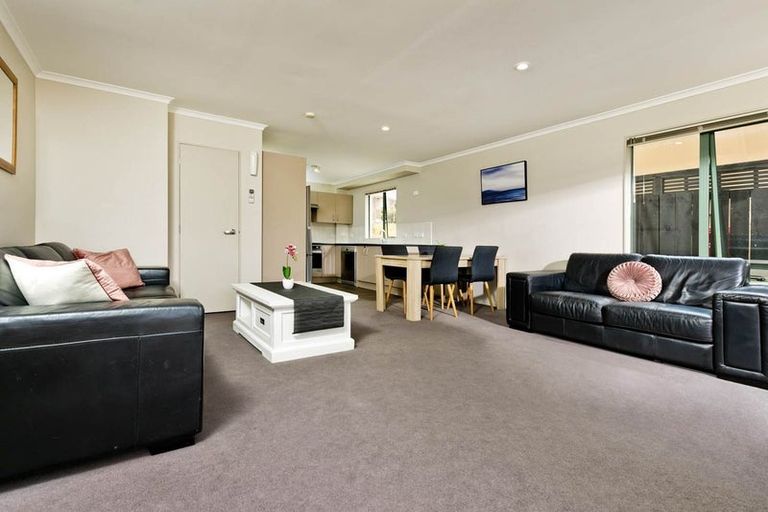 Photo of property in 61 Clea View, Gulf Harbour, Whangaparaoa, 0930
