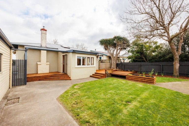 Photo of property in 8 Karamu Avenue, Takaro, Palmerston North, 4410
