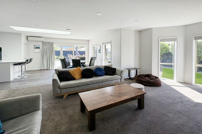 Photo of property in 14 Elmslie Grove, Halswell, Christchurch, 8025