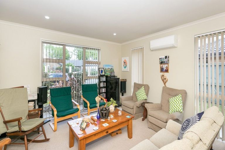 Photo of property in 211 Dixon Road, Fitzroy, Hamilton, 3206