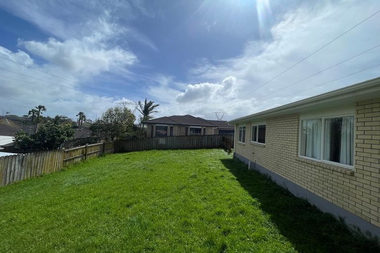 Photo of property in 53 Robin Brooke Drive, Flat Bush, Auckland, 2019
