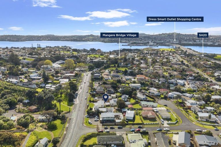Photo of property in 91 Coronation Road, Mangere Bridge, Auckland, 2022