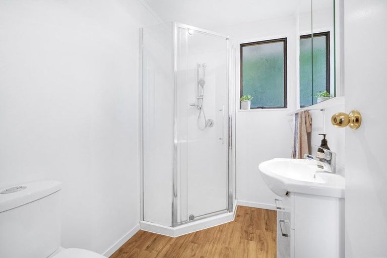 Photo of property in 1 Oak Avenue, Nawton, Hamilton, 3200