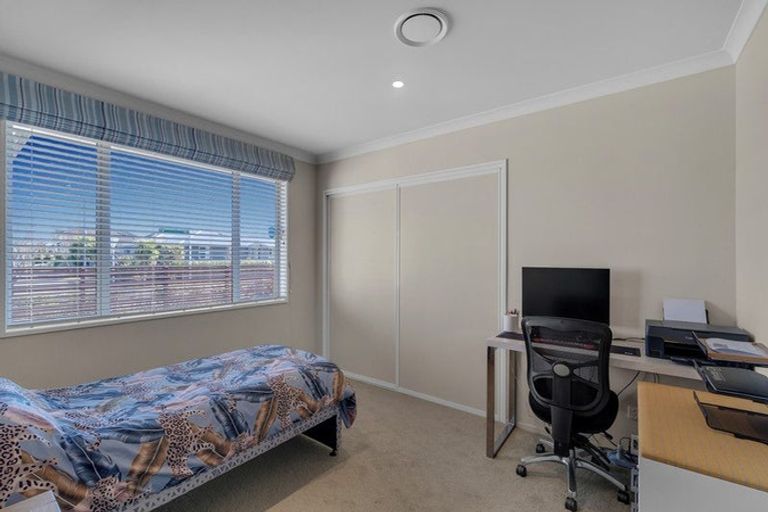 Photo of property in 24 Pegasus Main Street, Pegasus, 7612